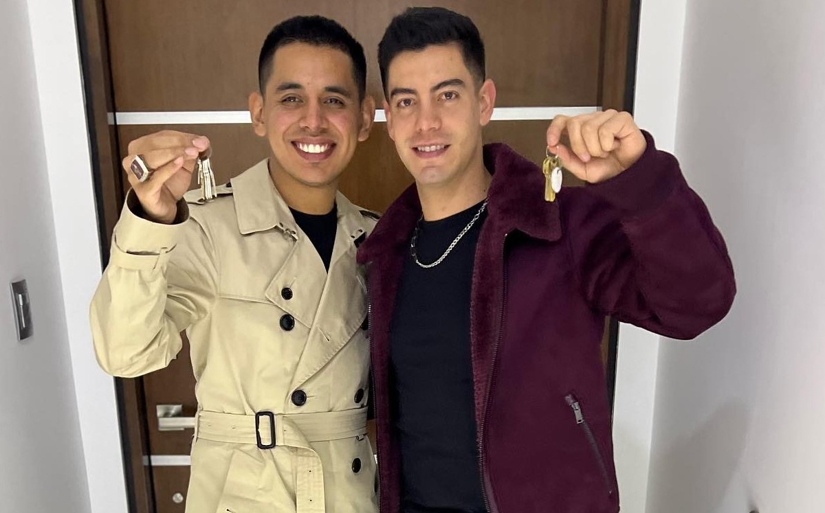 Johnny Caz y su novio viven en esta lujosa casa - Fama