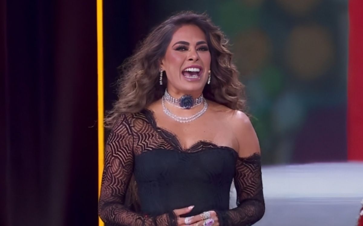 Galilea Montijo luce vestido de casi 50 mil pesos en LCDLF - Fama