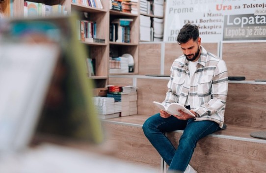 Ideas de cómo combinar ropa de hombre. iStock