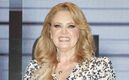 Erika Buenfil revela que exnovio la uso por dinero (Instagram)