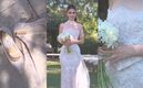 Lupita Villalobos usó un impresionante vestido de novia en su boda (Instagram)