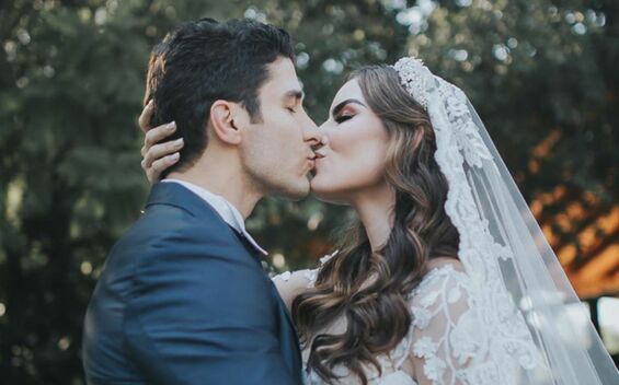 ¿Quién es Cynthia de la Vega, esposa de Kike Mayagoitia?