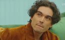 Sergio Mayer Mori recibe instrucciones de producción de La Granja VIP