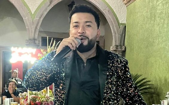 Asesinan a querido cantante de regional mexicano, en reunión familiar