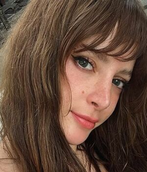 Imelda Tuñón es captada besando a misterioso hombre