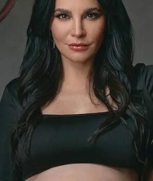 Martha Higareda preocupa tras desaparecer de redes a días de dar a luz (Instagram=