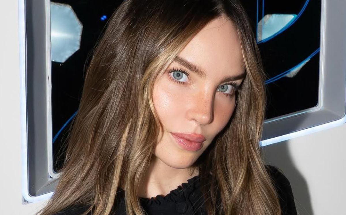 Belinda protagoniza accidente de vestuario; así fue el momentoFama