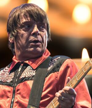 Gary ‘Mani’ Mounfield, murió a dos años después de la muerte de su esposa (Instagram)