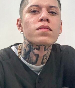 Santa Fe Klan reacciona a comparaciones con Christian Nodal