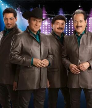 'Los Tigres del Norte' ven pelea desde el escenario en Acapulco (Instagram)