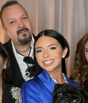 Aneliz Aguilar aparece sin anillo y desata rumores de ruptura (Instagram)