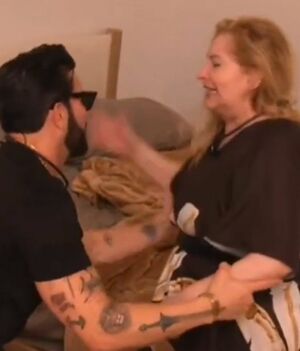 Así fue la fuerte pelea de Poncho De Nigris y su madre en 'La Pijamada Viral' (Instagram)