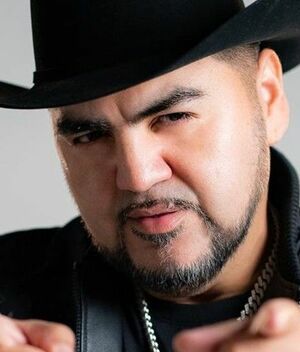 El Mimoso preocupa tras compartir imágenes golpeado (Instagram)