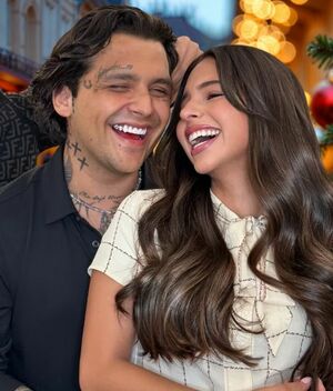 Ángela Aguilar y Christian Nodal presumen costosa decoración navideña (Instagram)