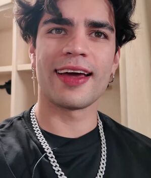 Aaron Mercury es considerado uno de los más apuestos este 2025 (Instagram)