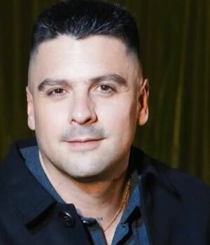 Carlos Quirarte es víctima de dos robos y exhibe a los delincuentes