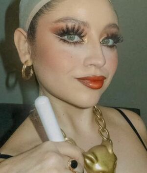 Karol Sevilla reaparece con nuevo proyecto profesional: así luce en el musical de 'Mentiras' (Instagram)