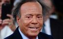 Julio Iglesias es acusado de agredir sexualmente a exempleadas