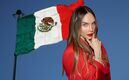 Belinda abandona México por una razón muy especial (Instagram)