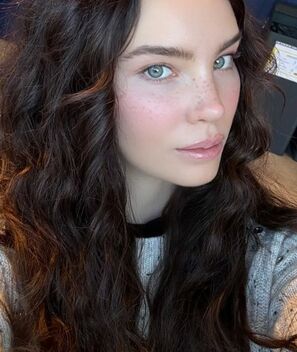 Así luce Belinda en su nuevo papel de 'Carlota' (Intagram)