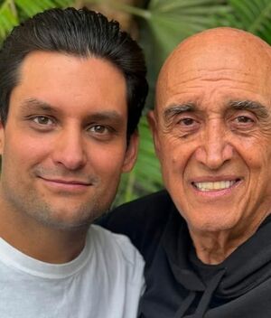 Hijo de Pedro Torres asistió al funeral, pero terminó desatando críticas (Instagram)