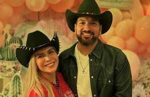 Karla Panini y Américo Garza lanzan programa de consejos de amor