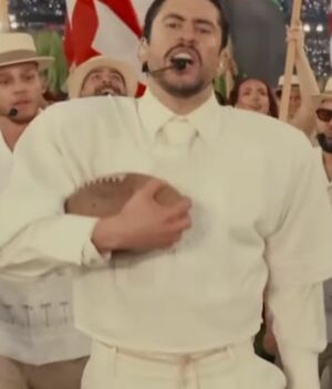 Alexander Acha se lanza contra 'El Conejo Malo' tras presentación en el Super Bowl (Instagram)