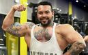 Fisicoculturista muere tras colapsar mientras entrenaba en el gimnasio