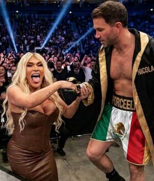 Nicola Porcella podría pagar multa por usar la bandera de México (IA)