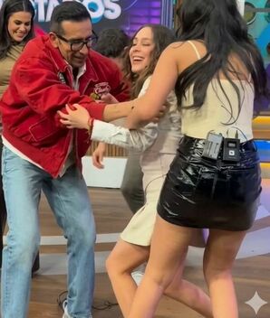 Kristal Silva y Vivian Baeza llegan al suelo por esta razón (Instagram)