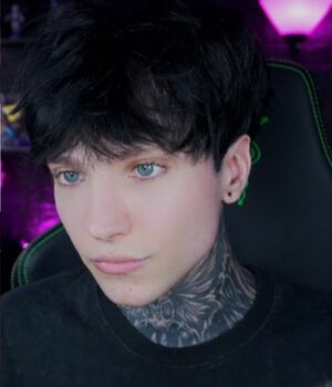 Cry se integra al Tenorio Cómico