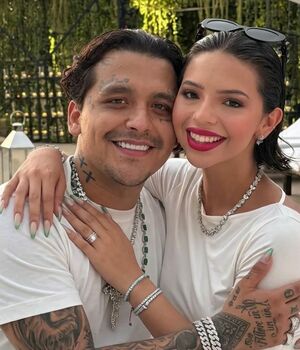 Acusan a Ángela Aguilar de compartir foto de Christian Nodal con IA