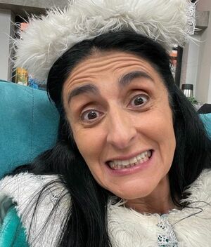 Bárbara Torres se desmaya en pleno teatro y es retirada en ambulancia