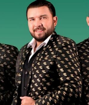Vocalista de ‘El Recodo’ suplica apoyo tras desaparición de su sobrino
