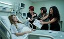 Yolanda Andrade se encuentra bien... pero varias quieren su puesto (Foto: Gemini IA)