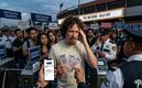 Estafan a Luisito Comunica por comprar boletos en reventa: ¿Qué pasó en realidad? (Foto: Gemini IA)