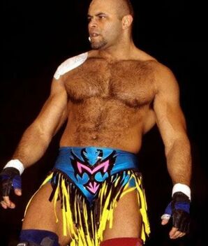Konnan habría sufrido amputación de piernas; ¿qué enfermedad tiene?