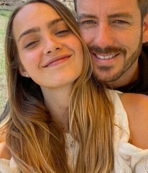 Renata Haro es captada con misterioso hombre