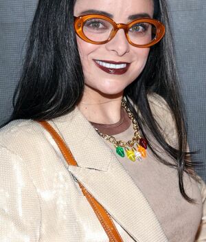 Violeta Isfel desata burlas tras decir que la confunden con Emma Stone (Foto: Mezcalent / Poor Things)
