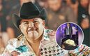 Chuy Lizárraga es criticado por reacción a beso entre dos hombres