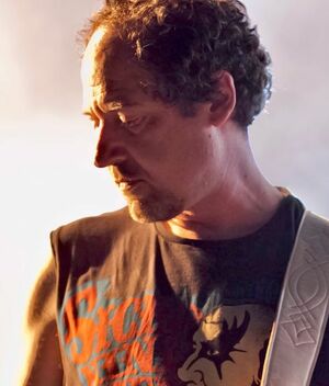 Integrante de Caifanes despierta del coma tras derrame cerebral (Mezcalent)