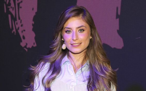 Pamela Cervantes como Ana Sofía en Un paso hacia ti