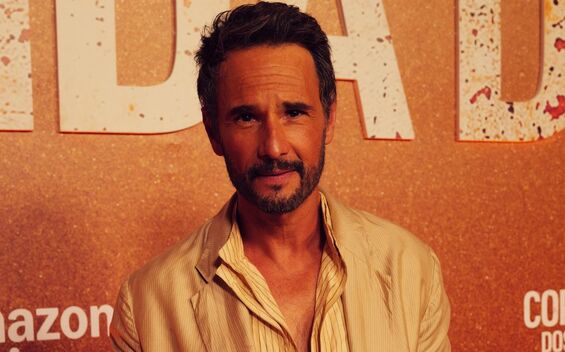 Rodrigo Santoro interpreta a Abu en Carrera de Bestias