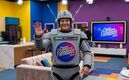 Acusan a Ernesto Laguardia de ser un robot programado por Televisa (Foto: Gemini IA)