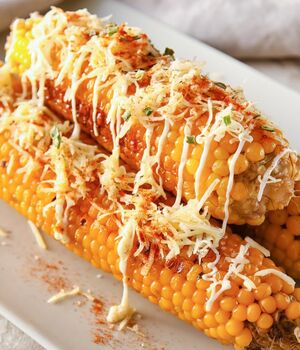 ¿Por qué está prohibido vender elotes preparados en Cuernavaca el 15 de septiembre? (Foto: Unsplash)