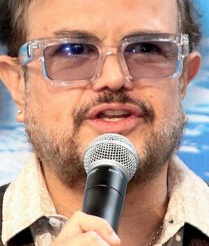 Aleks Syntek anuncia que se va de México tras polémicas (Mezcalent)