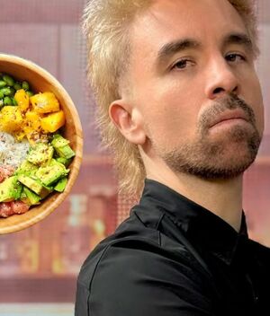 ¿Cuál es el estado de salud de Chicken Muñoz por comer un poke bowl? (Foto: Instagram)