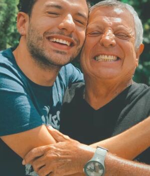 Hijo de César Bono arremete contra Gustavo Adolfo Infante por mentir (Foto: Izquierda Instagram / Derecha Mezcalent)