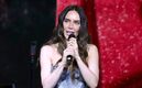 Belinda recibe críticas por no cuidar a su perrito durante turbulencia en su avioneta (Foto: Mezcalent)