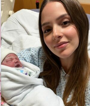 Mariana Rodríguez recibe a su tercera bebé Raquel con emotivas fotos (Foto: Instagram)